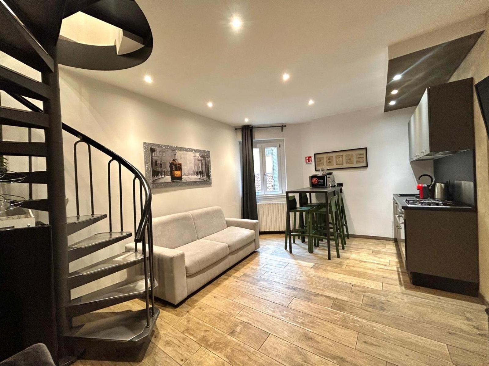 Leonardo Duplex Apartment — Photos 1